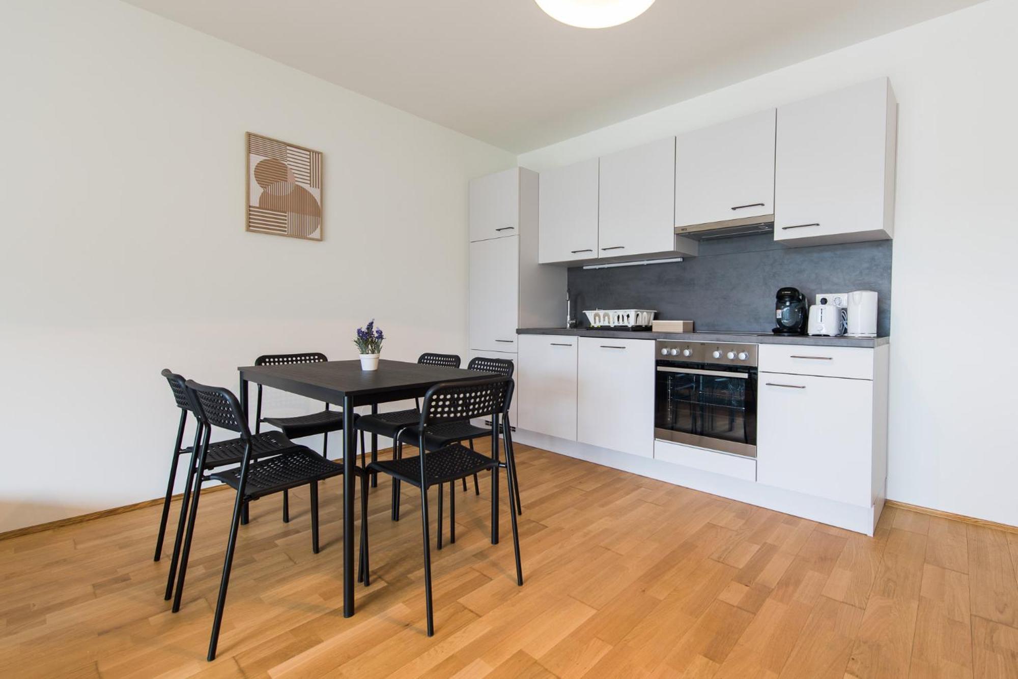 Muzeta Graz - Eco-Friendly Parkview Holiday Apartments In Graz'S Smart City Exteriör bild